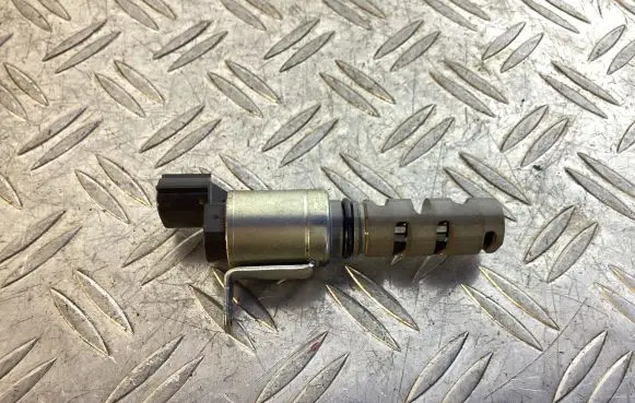 Lexus GS 250 350 300H 450H Camshaft position sensor 3380105000