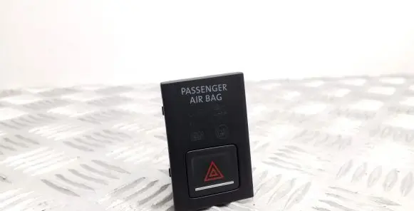 Volkswagen Golf VII Hazard light switch 5G2919225