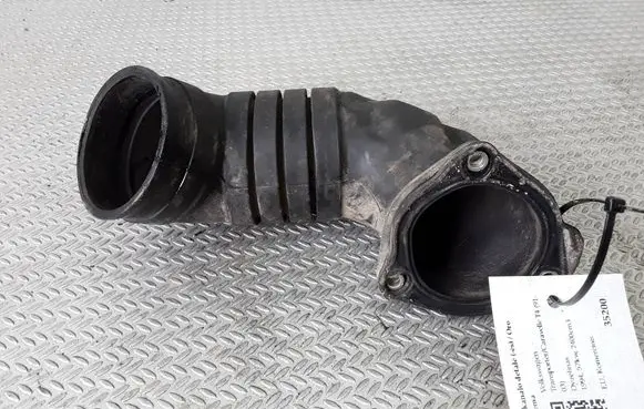 Volkswagen Transporter - Caravelle T4 Air intake duct part 074129627C