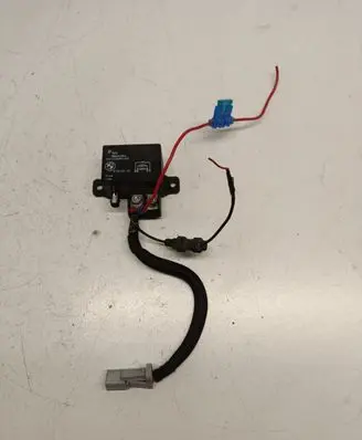 Coolant fan relay