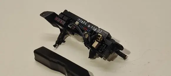 Toyota Corolla Verso E121 Fuse box set