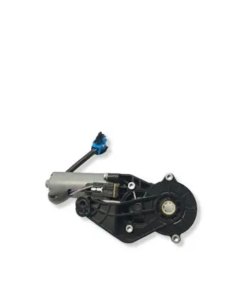Mercedes-Benz E W211 Seat adjustment motor 82064806 0390203206