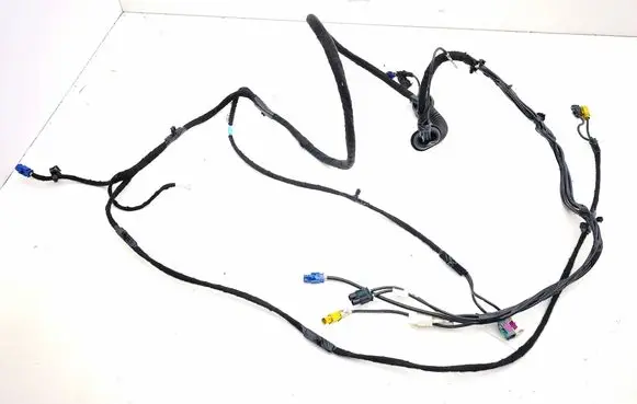 Tesla Model S Tailgate/trunk wiring harness 100442990P YV2711507000142