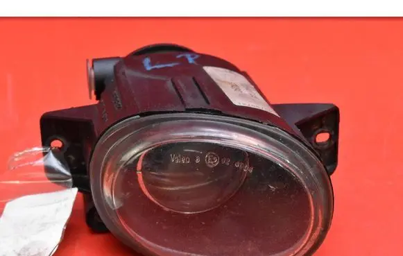 Seat Leon (1M) Front fog light 1M0941700B