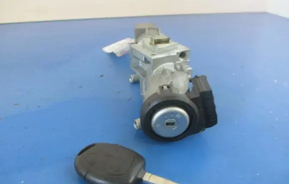 Ford Focus C-MAX Ignition lock 3M51-3F880-AC