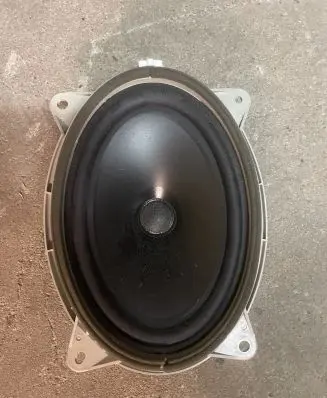 Lexus CT 200H Front door speaker 8616076050