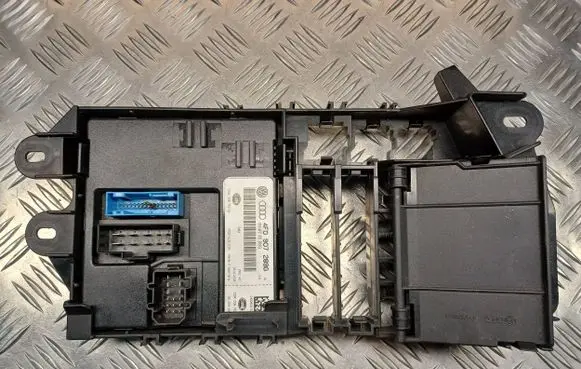 Audi A6 S6 C6 4F Light module LCM 4F0907289G 4F0910289G