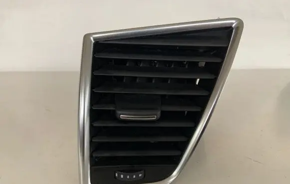 Audi Q5 SQ5 Dashboard side air vent grill/cover trim 8R1820901G