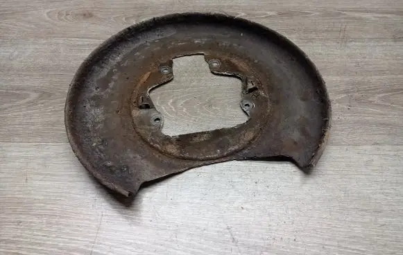 Volvo V70 Rear brake disc plate dust cover 