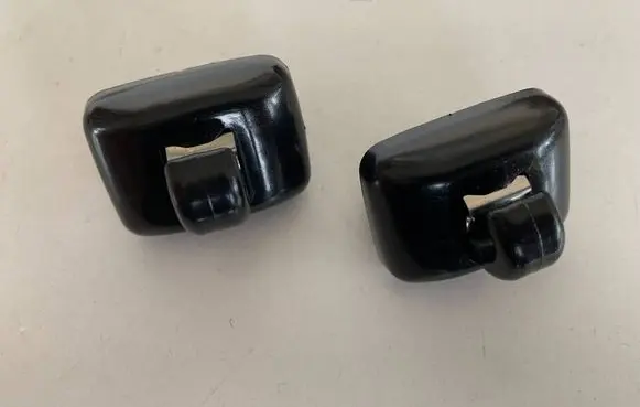 Audi A4 S4 B8 8K Sun visor clip/hook/bracket 8U0857562 8E0857562A