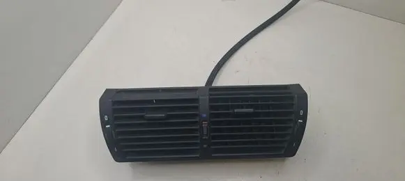 BMW X5 E53 Dash center air vent grill 8402221