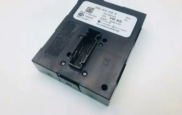 Volkswagen Golf VII Keyless (KESSY) go control unit/module 5Q0959435A