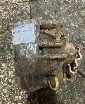 Renault Trafic II (X83) Rear brake caliper