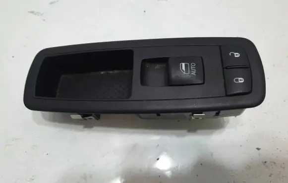 Jeep Grand Cherokee Electric window control switch 10025585