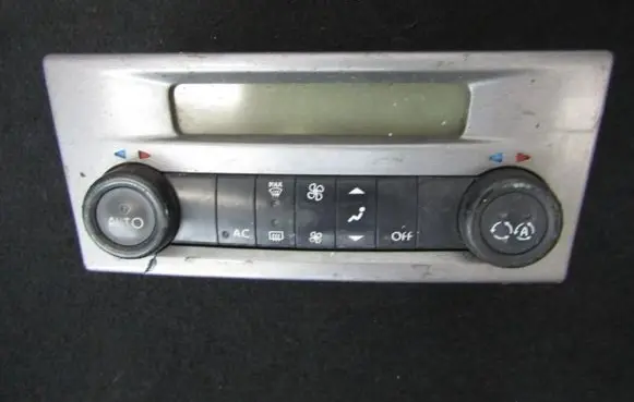 Renault Laguna II Climate control unit 8200181132 52485201