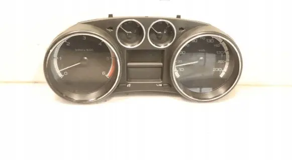 Peugeot 308 Clock 
