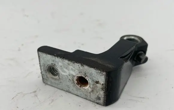 Audi A6 S6 C6 4F Rear door upper hinge 4F0833402B