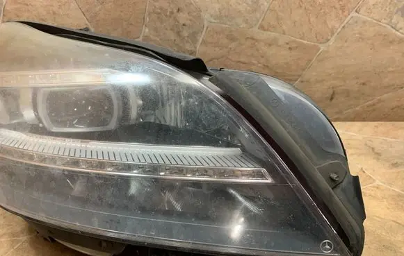 Mercedes-Benz CLS C218 X218 Headlight/headlamp A2188209061