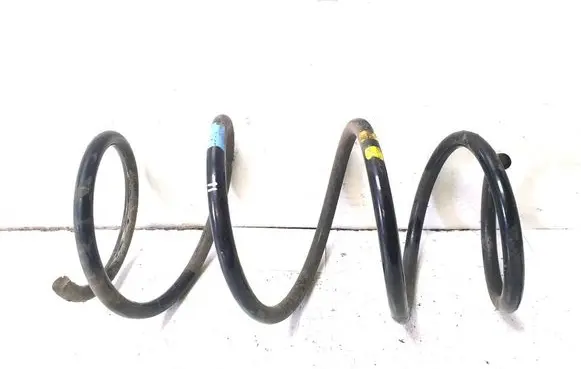 Toyota RAV 4 (XA40) Front coil spring 