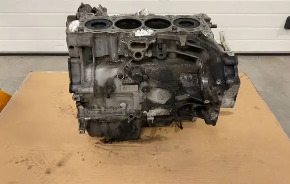 Land Rover Range Rover Evoque L538 Engine block 
