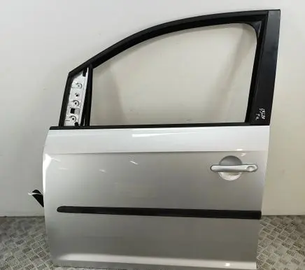 Volkswagen Caddy Front door 2K5831055