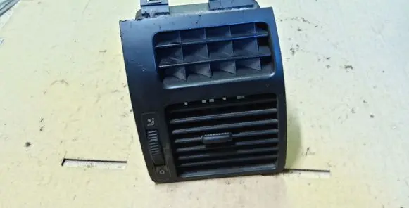 Volkswagen Touran I Dash center air vent grill 1T0819704A