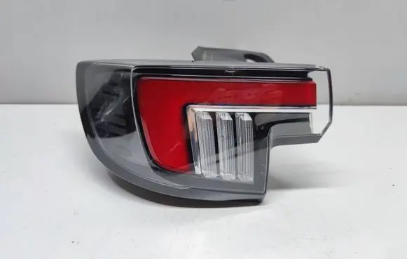 Opel Mokka B Rear/tail lights 9833721880