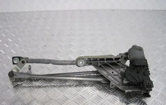Ford Fiesta Front wiper linkage 8A6117B571AA