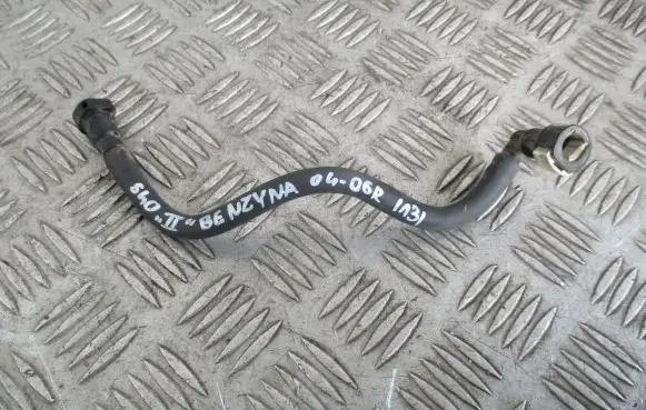 Volvo S40 Fuel line pipe