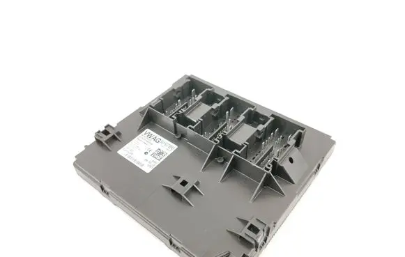 Volkswagen Tiguan Comfort/convenience module 5K0937084B