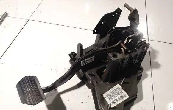 Citroen C5 Brake pedal 9665382780