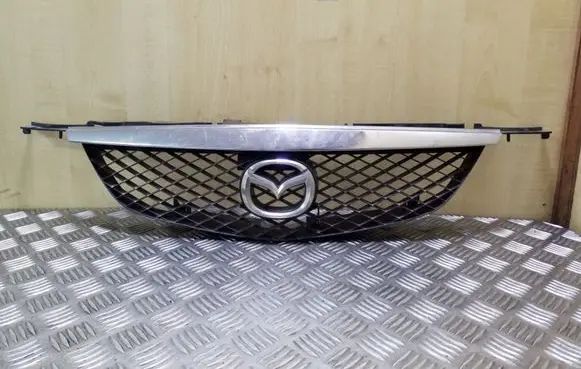 Front bumper upper radiator grill