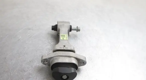 Hyundai Ioniq Engine mount bracket 21950-G2000