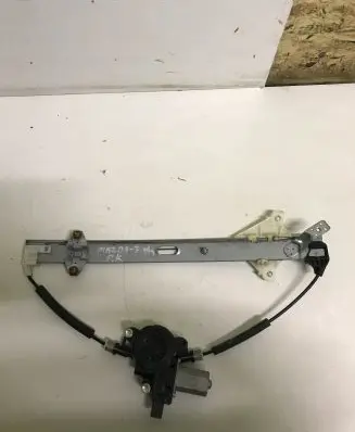 Mazda 3 II Front door window regulator with motor BHN95858X CMO12790