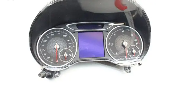 Mercedes-Benz B W246 W242 Speedometer (instrument cluster) A2469009714 0263734027