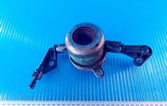 Mercedes-Benz Sprinter W906 Clutch release bearing slave cylinder A0002545208