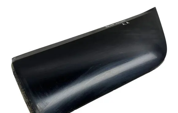 Rear door trim (molding)