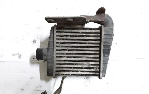 Hyundai Trajet Intercooler radiator 2827027120