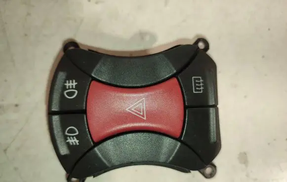 Fiat Doblo Hazard light switch 7354198620E M552290 T838