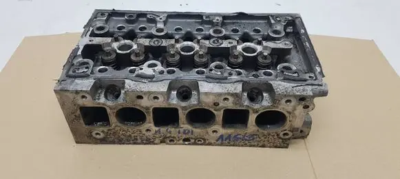 Skoda Fabia Mk3 (NJ) Engine head 04B103403M