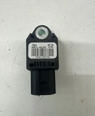 Toyota Avensis T270 Airbag deployment crash/impact sensor 8983102150 1596138776