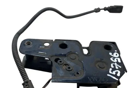 Volkswagen Caddy Engine bonnet/hood lock/catch