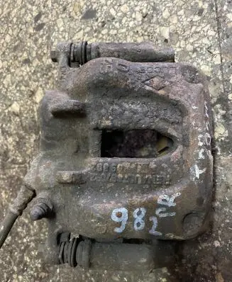 Renault Trafic II (X83) Front brake caliper