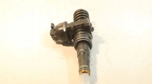 Volkswagen Transporter - Caravelle T5 Fuel injector 0414720313