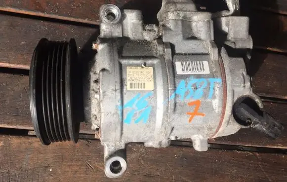 Audi A5 8T 8F Air conditioning (A/C) compressor (pump) 8KD260805