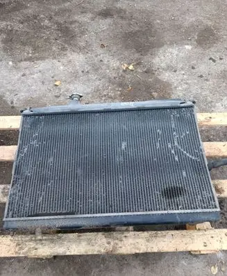 Hyundai Santa Fe Radiator support slam panel