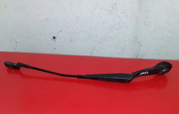 Ford Focus Front wiper blade arm BM5117526AB