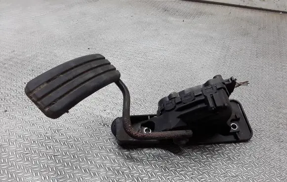 Renault Espace IV Accelerator throttle pedal 8200007513