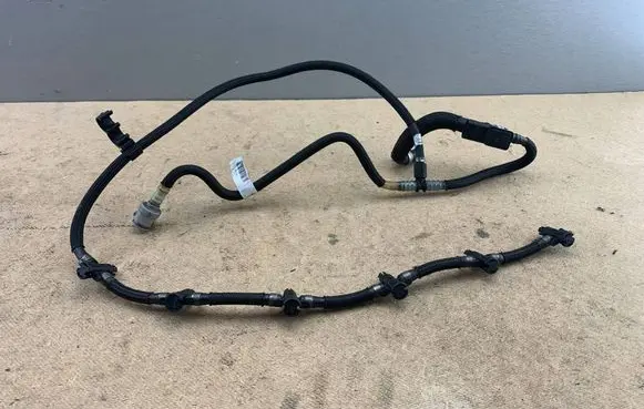 BMW 7 F01 F02 F03 F04 Fuel line/pipe/hose 7799998 13537799998