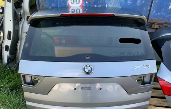 BMW X3 E83 Tailgate/trunk/boot lid